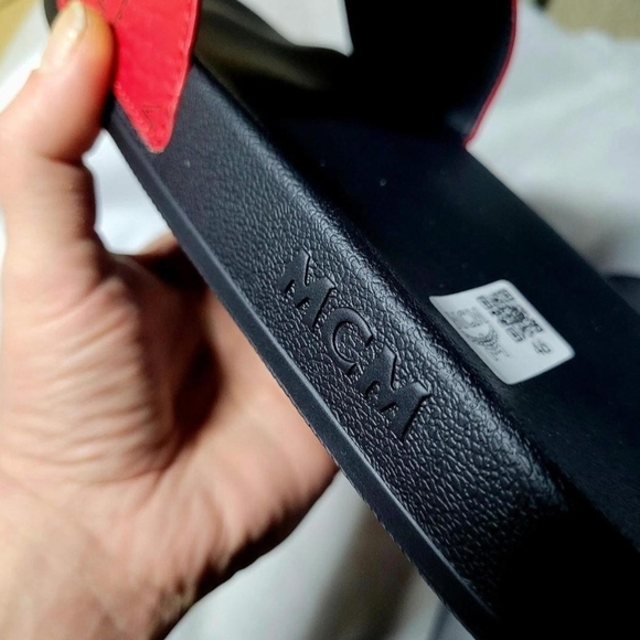 MCM Red and Black Logo Slides - Picture 16 of 16